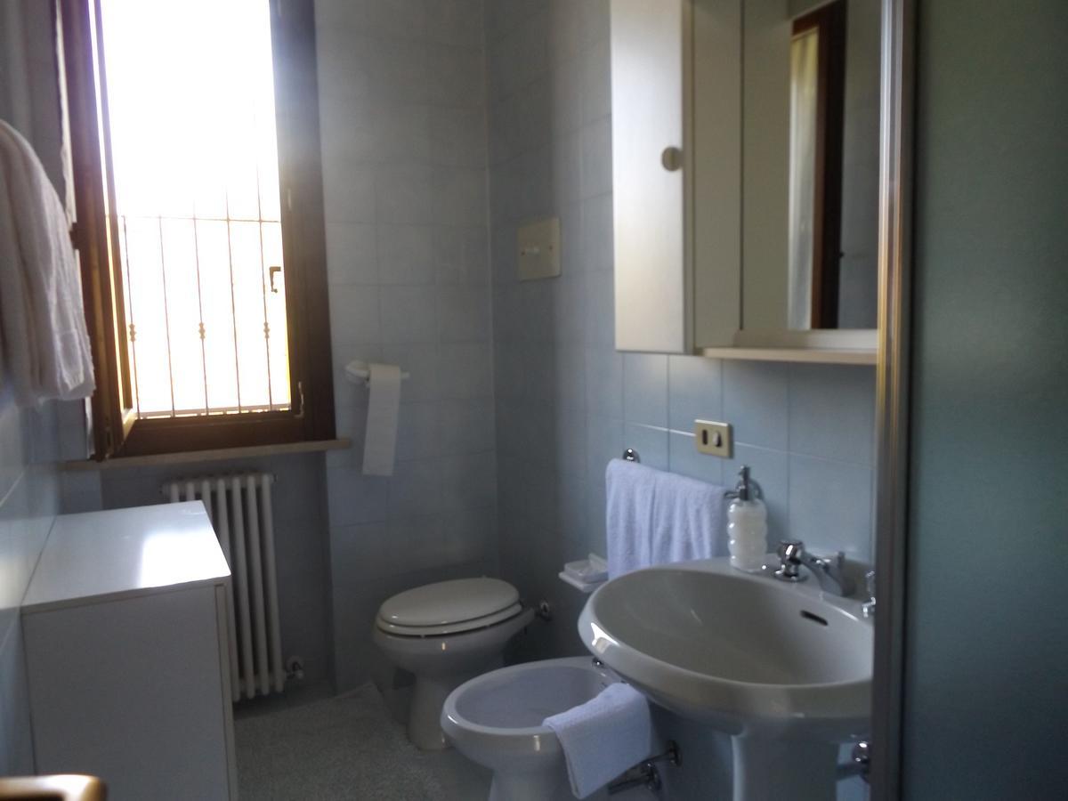 Residenza Riviera Degli Olivi Apartment Torri Del Benaco Exterior photo